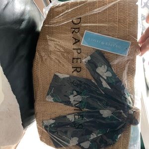 New never opened in bag Draper James tote